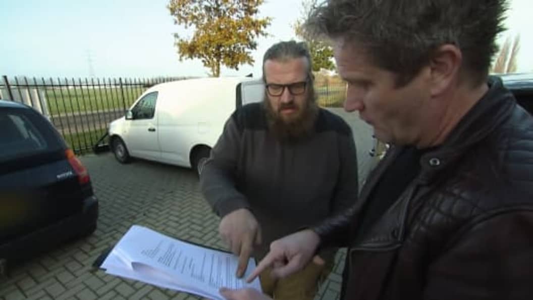 Gemist Undercover in Nederland BERUCHTE OPLICHTER