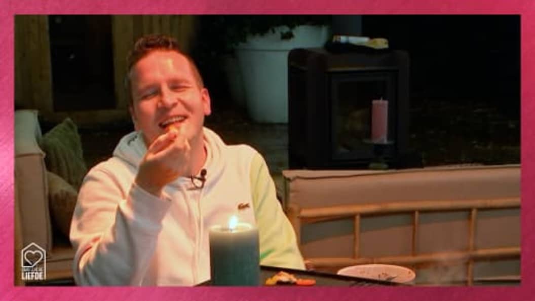Gemist Lang Leve de Liefde Wil Martijn meer dan zoenen op de eerste Gemist Lang Leve de Liefde Wil Martijn meer dan zoenen op de eerste